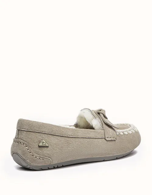 EVERAU® Woven Moccasins